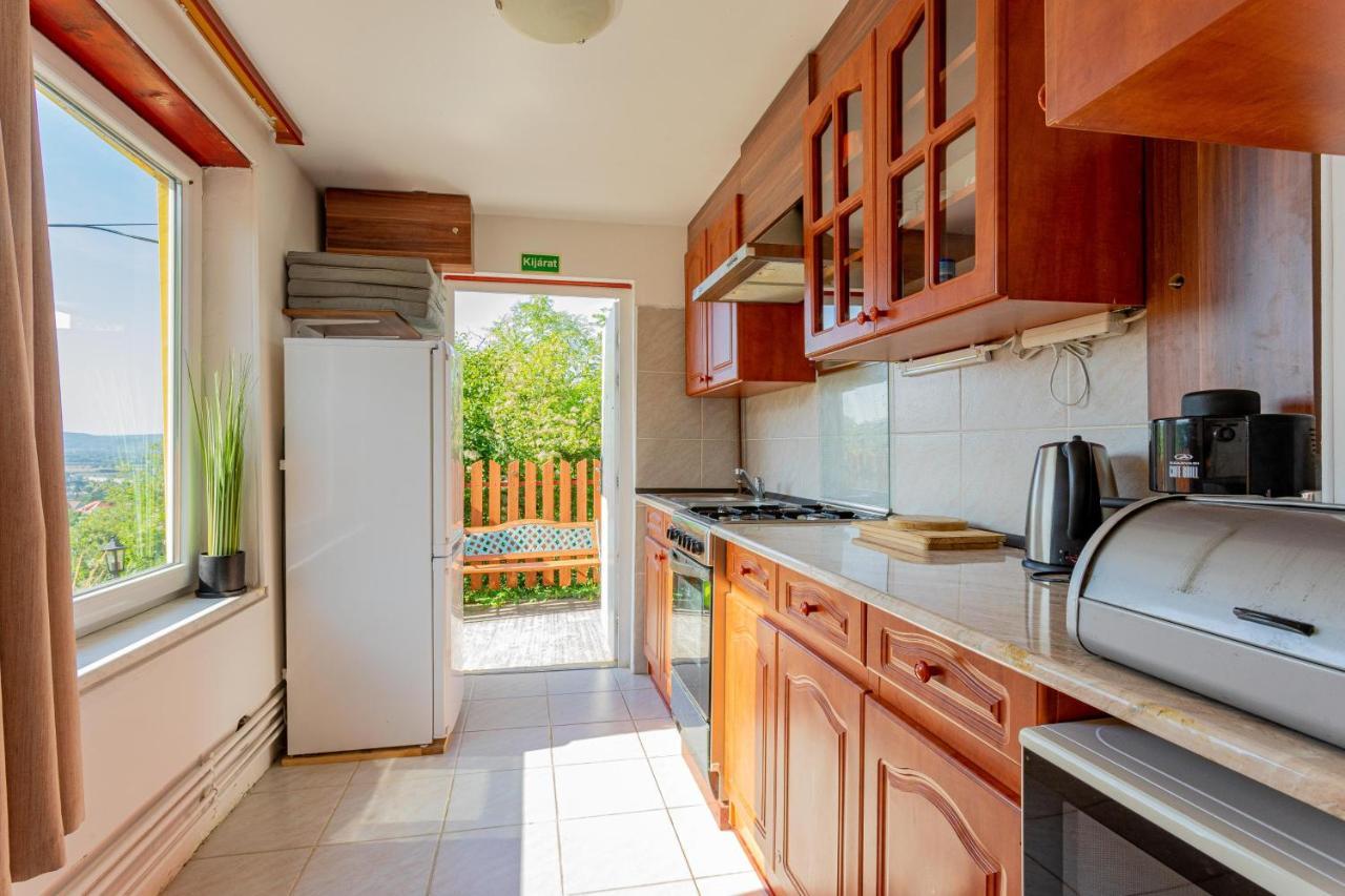 Panoráma Apartmanház Esztergom Esterno foto