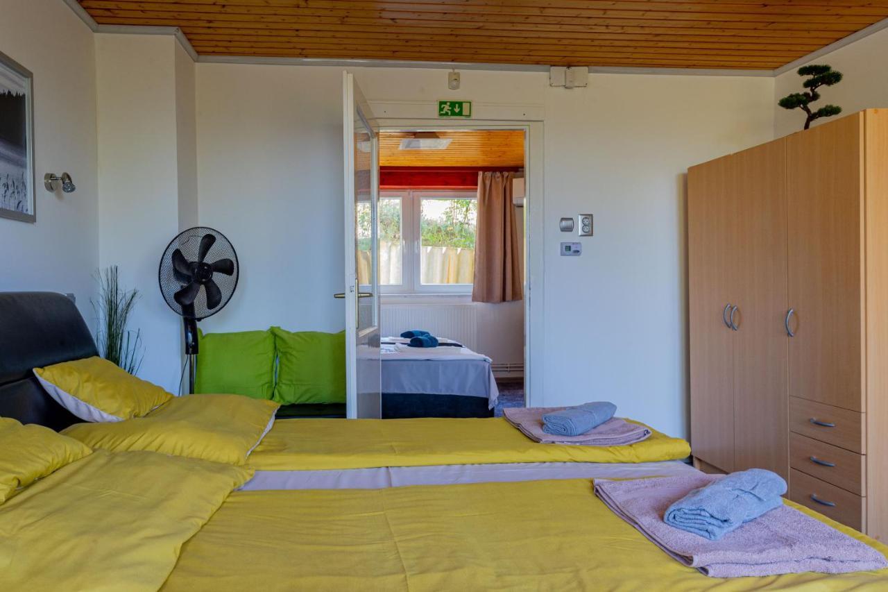 Panoráma Apartmanház Esztergom Esterno foto