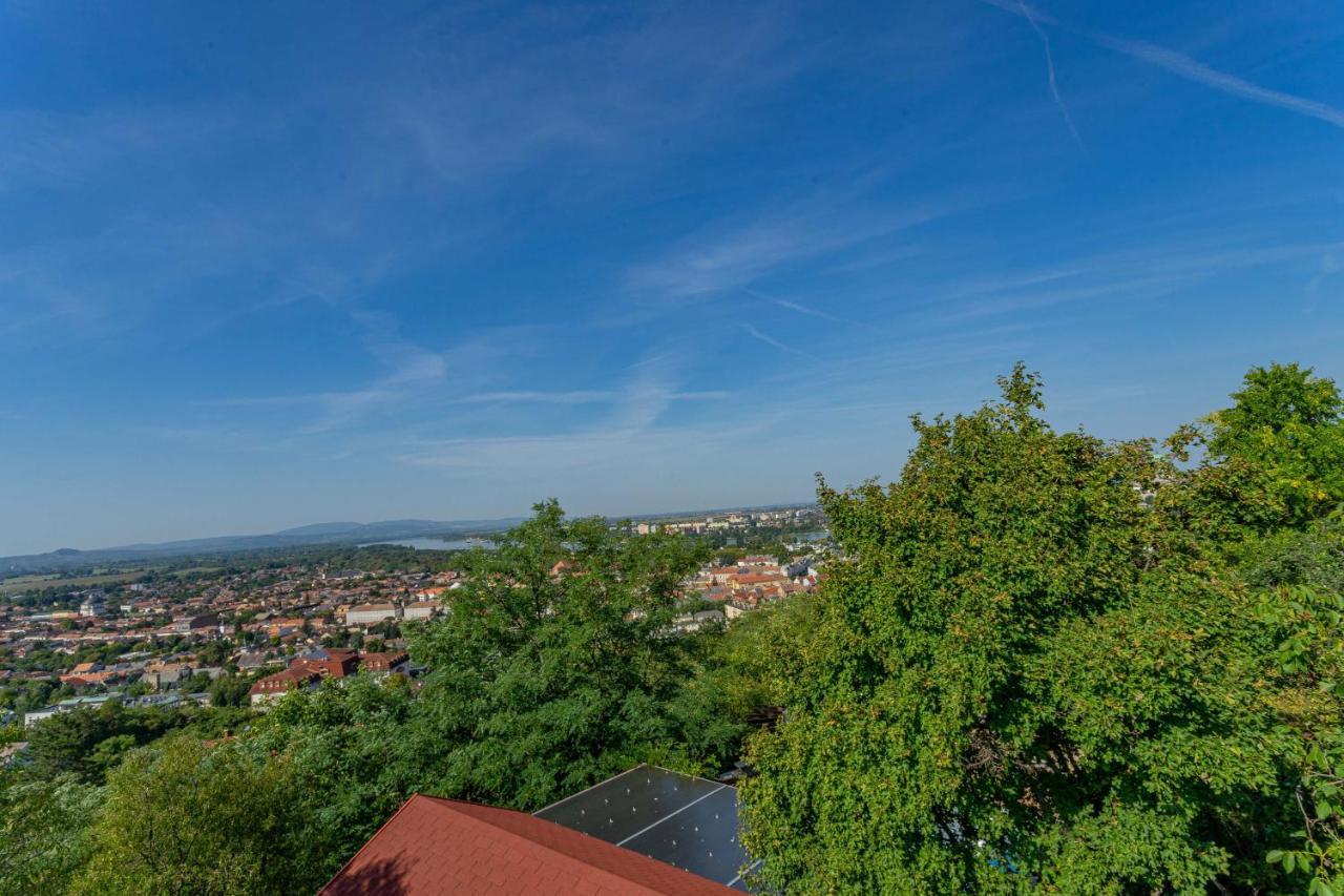 Panoráma Apartmanház Esztergom Esterno foto